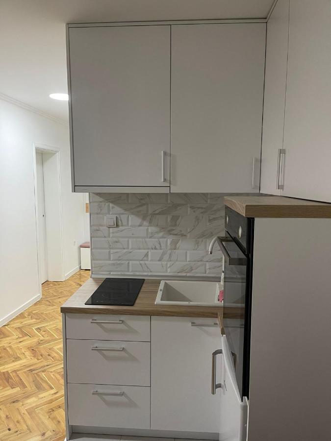 Stan Centar Ns Apartamento Novi Sad Exterior foto