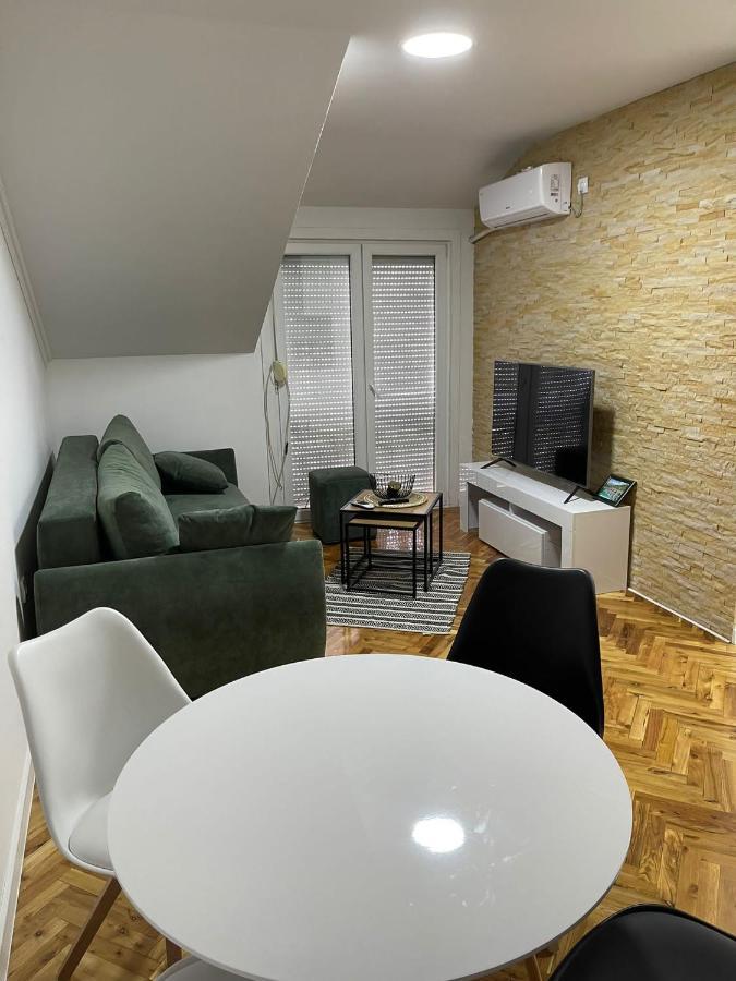 Stan Centar Ns Apartamento Novi Sad Exterior foto